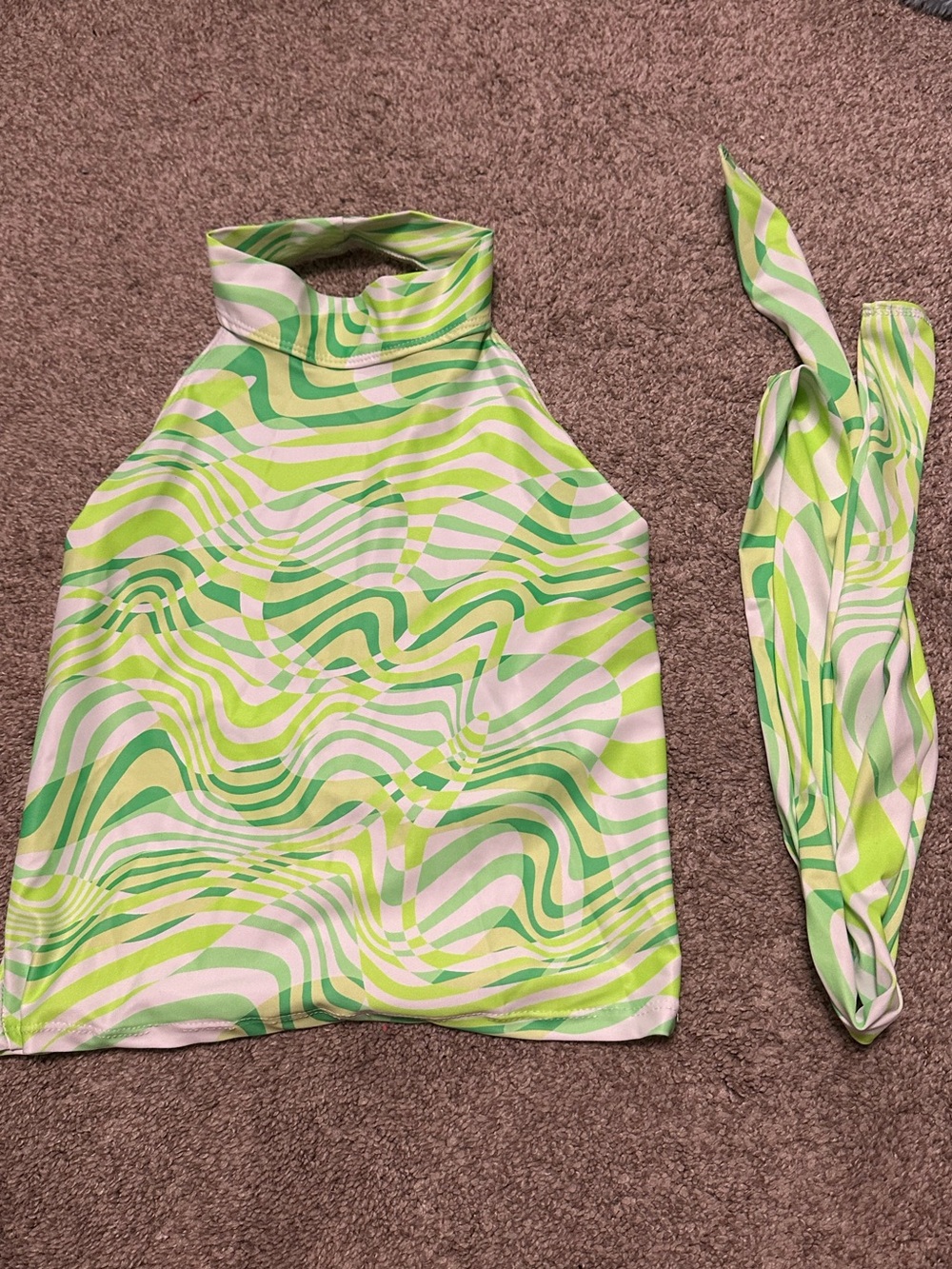 Tasteful Girls Sleeveless High-Neck Tank Top and Headband